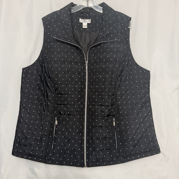 CJ Banks Black with white Polka Dot Quilted Vest, size 2X, NWOT - Picture 5 of 10